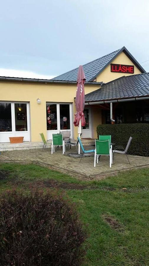 Grill Terasz Etterem Es Szallashely Mezőkövesd Exteriér fotografie